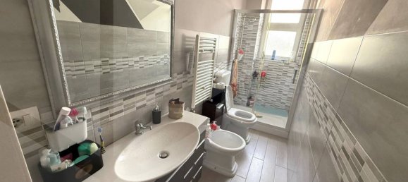 3 rooms Apartment in Barletta, Italy No. 24559 11