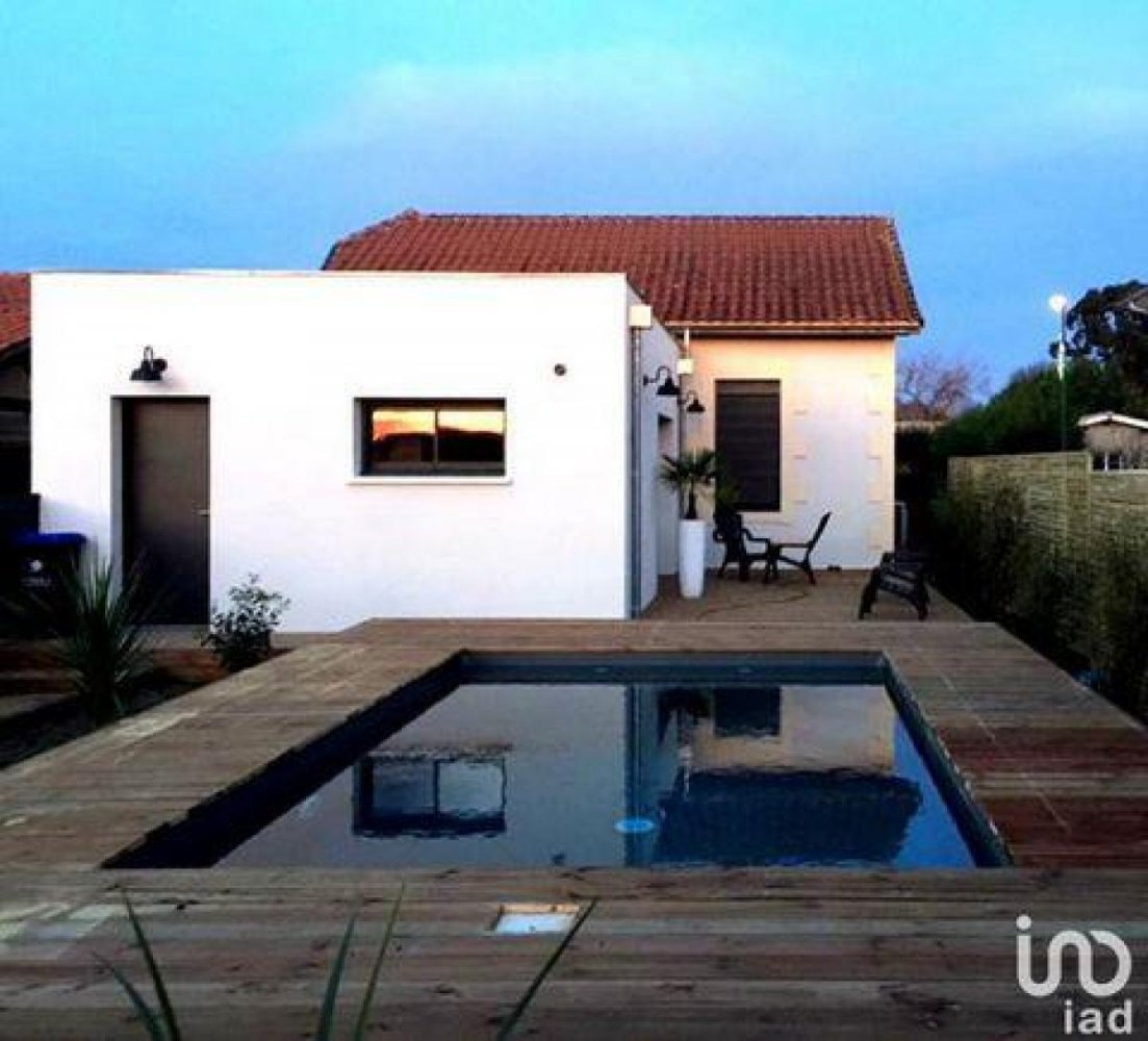 3 bedrooms House in Cestas, France No. 6844