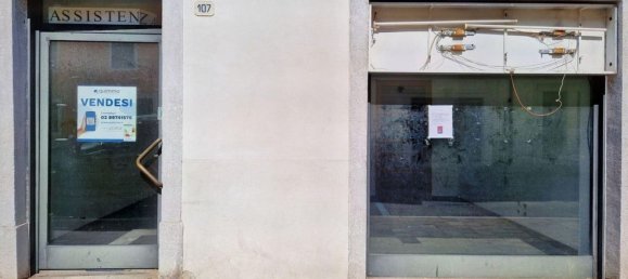 39m² Commercial property in Udine, Italy No. 373058 6