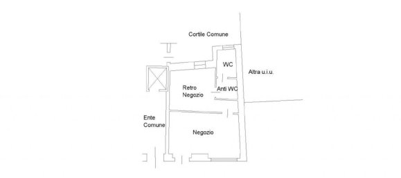 39m² Commercial property in Udine, Italy No. 373058 11