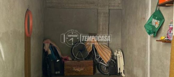 Garage à Mantua, Italy 14m² No. 351677 3