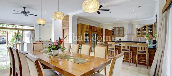 4 غرف نوم فيلا في Seminyak, Indonesia رقم 3674 8