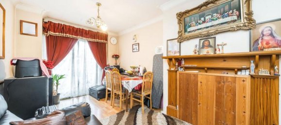 3 bedrooms House in Surbiton, United Kingdom No. 10258 2