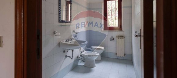 Villa de 4 dormitorios en San Marcello, Italy No. 319460 27