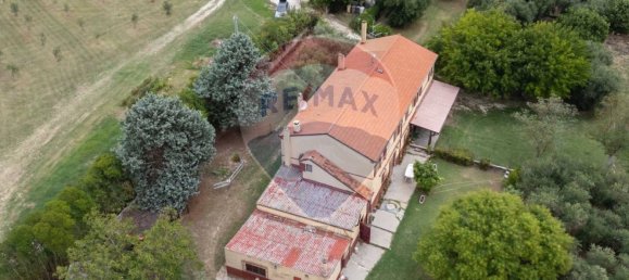 Villa de 4 dormitorios en San Marcello, Italy No. 319460 5