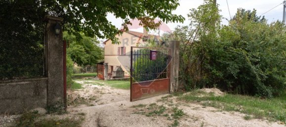 Villa de 4 dormitorios en San Marcello, Italy No. 319460 8