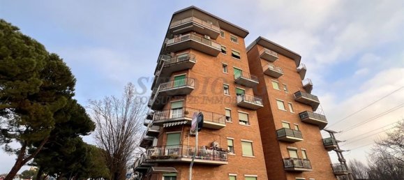 2-salle Appartement à Limbiate, Italy No. 137223 11