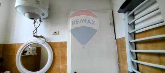 300m² Commercial property in Copparo, Italy No. 66208 16