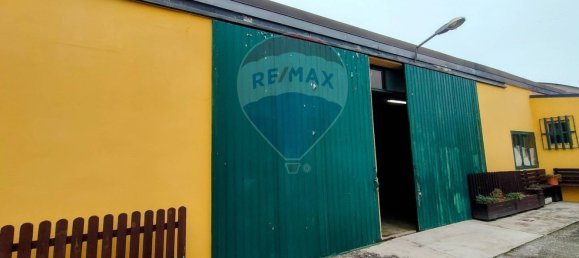 300m² Commercial property in Copparo, Italy No. 66208 12