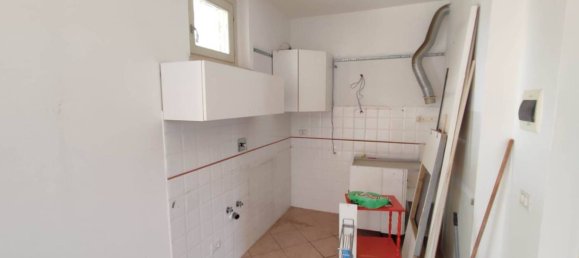 2 bedrooms Apartment in Fucecchio, Italy No. 283176 6