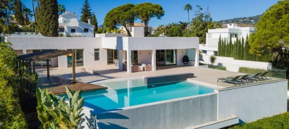 6 bedrooms Villa in Nueva Andalucia, Spain No. 2920 26