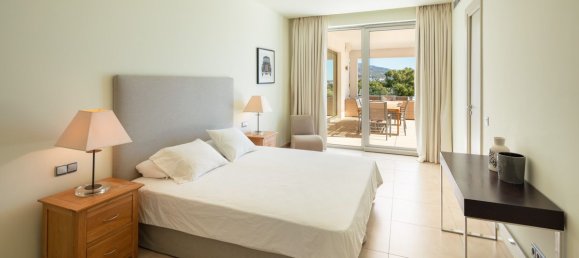 6 bedrooms Villa in Nueva Andalucia, Spain No. 2920 14