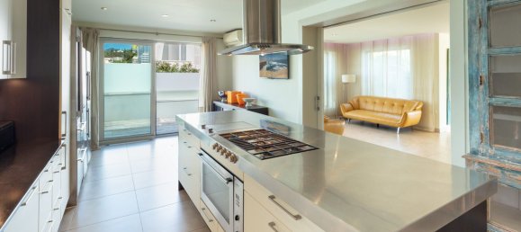 6 bedrooms Villa in Nueva Andalucia, Spain No. 2920 11