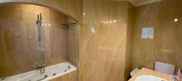 4 bedrooms Villa in Marbella, Spain No. 138339 19