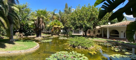 4 bedrooms Villa in Marbella, Spain No. 138339 2