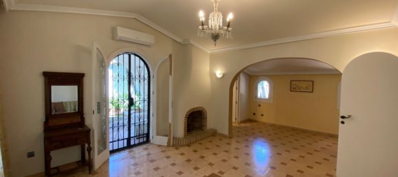 4 bedrooms Villa in Marbella, Spain No. 138339 21