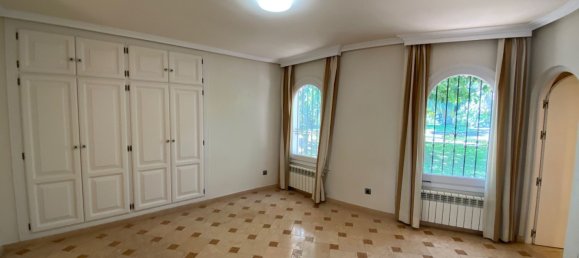 4 bedrooms Villa in Marbella, Spain No. 138339 17