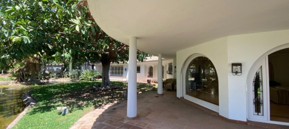 4 bedrooms Villa in Marbella, Spain No. 138339 10