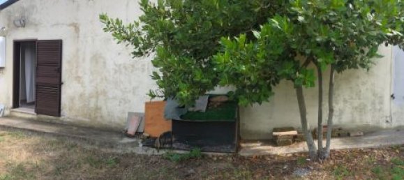 Дом с 2 спальнями в Спольторе, Италия № 180643 36