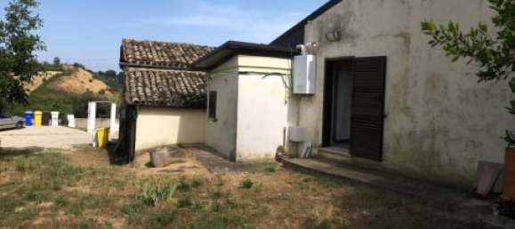 Дом с 2 спальнями в Спольторе, Италия № 180643 35