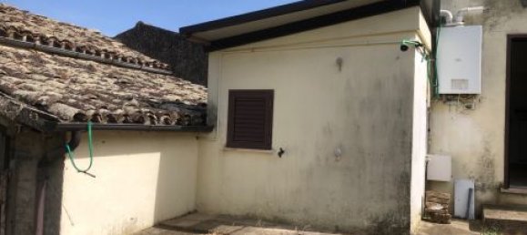 Дом с 2 спальнями в Спольторе, Италия № 180643 21