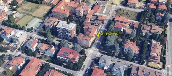5 bedrooms Apartment in Sassuolo, Italy No. 314599 8