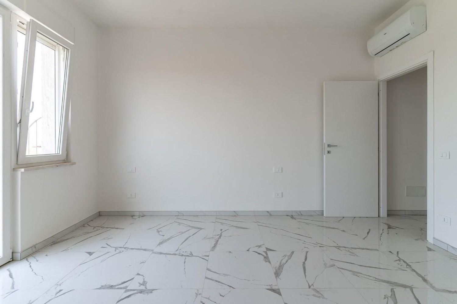 3 bedrooms Apartment in Rosignano Marittimo, Italy No. 341736