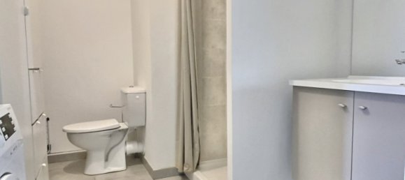 Studio in Marseille, France No. 319592 7