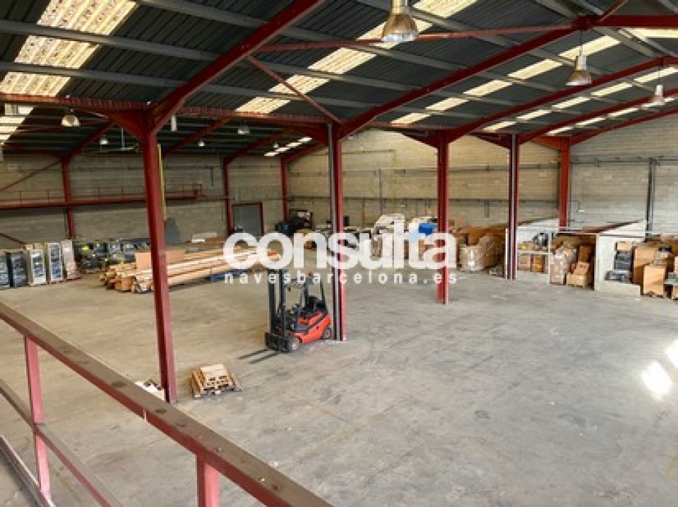 1915m² Warehouse in Montmelo, Spain No. 230961