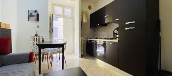 2 rooms Apartment in Rome, Italy No. 276498 3