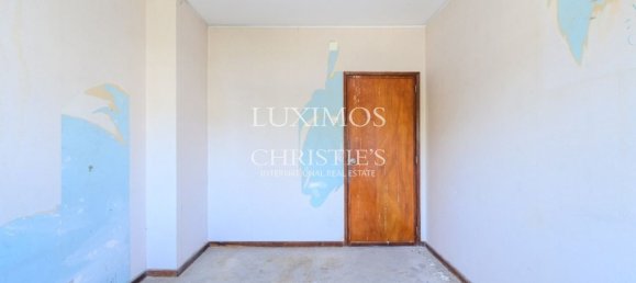 4 bedrooms Villa in Porto, Portugal No. 139026 14