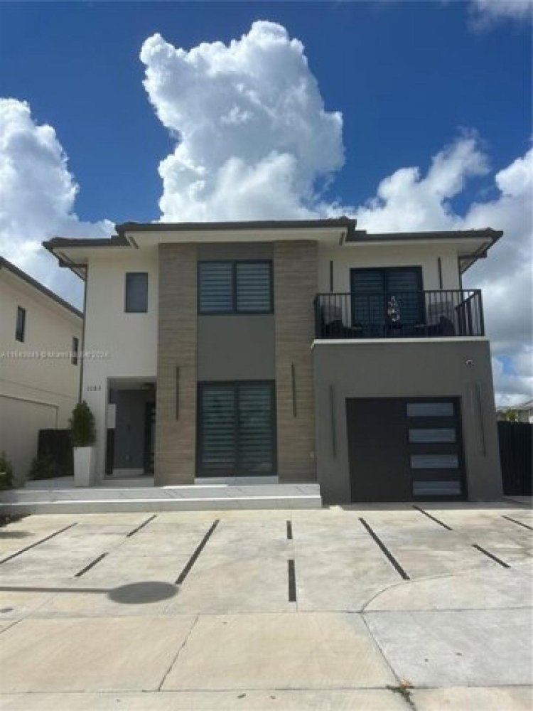 Дом с 5 спальнями в Флорида-Сити, США № 375974