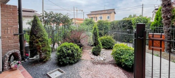 2 Schlafzimmer Wohnung in Trenzano, Italy, Nr. 381401 6