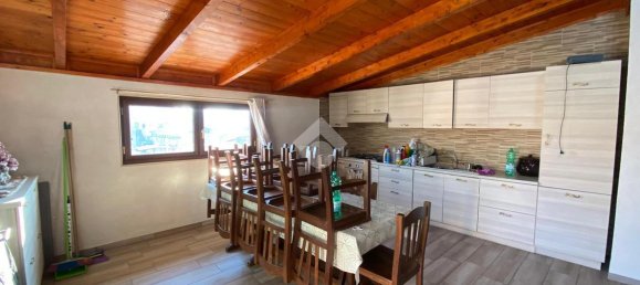 Studio in Naples, Italy No. 72180 3