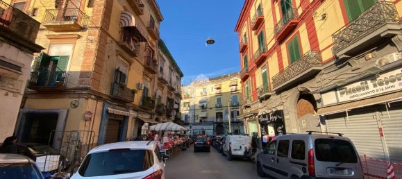 Studio in Naples, Italy No. 72180 13