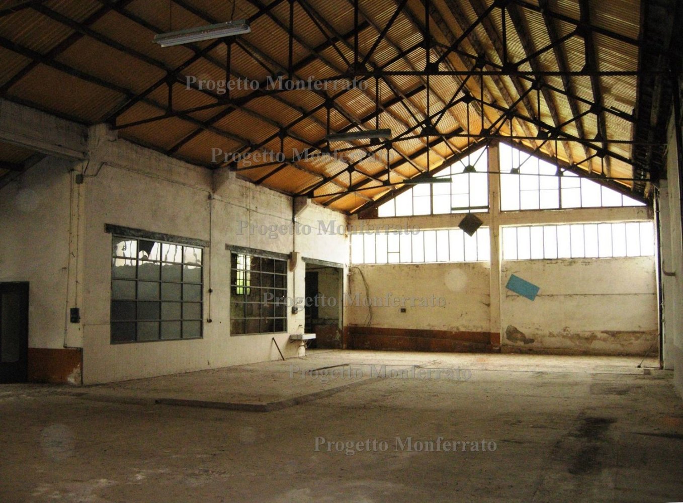 Armazém em Ozzano Monferrato, Italy 450 m² N.º 350476