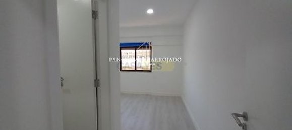 3 Schlafzimmer Doppelhaus in Costa da Caparica, Portugal, Nr. 29539 8