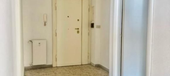 2 rooms Apartment in Ciampino, Italy No. 199946 6