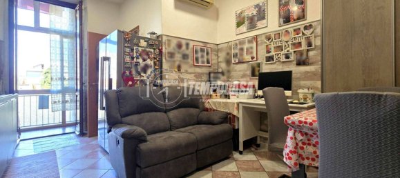 2 bedrooms Apartment in Turin, Italy No. 268327 5