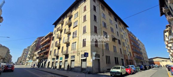 2 bedrooms Apartment in Turin, Italy No. 268327 27