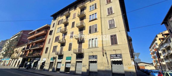 2 bedrooms Apartment in Turin, Italy No. 268327 28