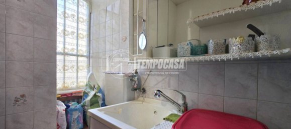 2 bedrooms Apartment in Turin, Italy No. 268327 26