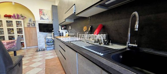 2 bedrooms Apartment in Turin, Italy No. 268327 6