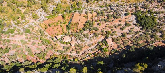 4 bedrooms House in Fornalutx, Spain No. 84103 6