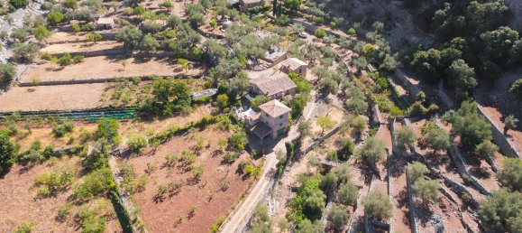 4 bedrooms House in Fornalutx, Spain No. 84103 2