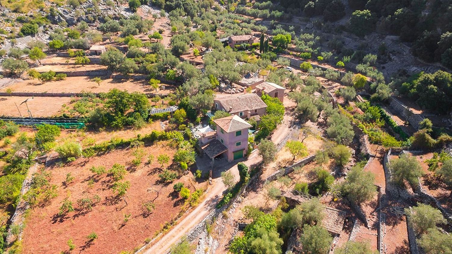 4 bedrooms House in Fornalutx, Spain No. 84103