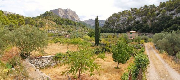 4 bedrooms House in Fornalutx, Spain No. 84103 32