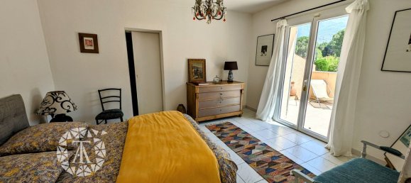 Villa de 3 dormitorios en Laroque-des-Alberes, France No. 340543 14