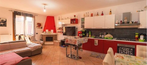 Casa T2 em San Prospero, Italy N.º 221637 11