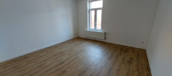 2 bedrooms House in Valenciennes, France No. 92266 4